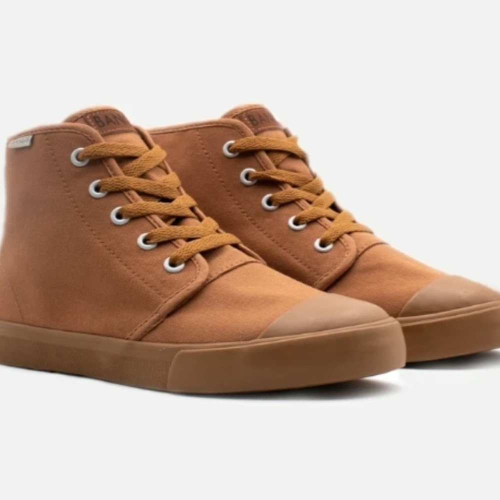 Bangs women's 7.5 Sahara high tops